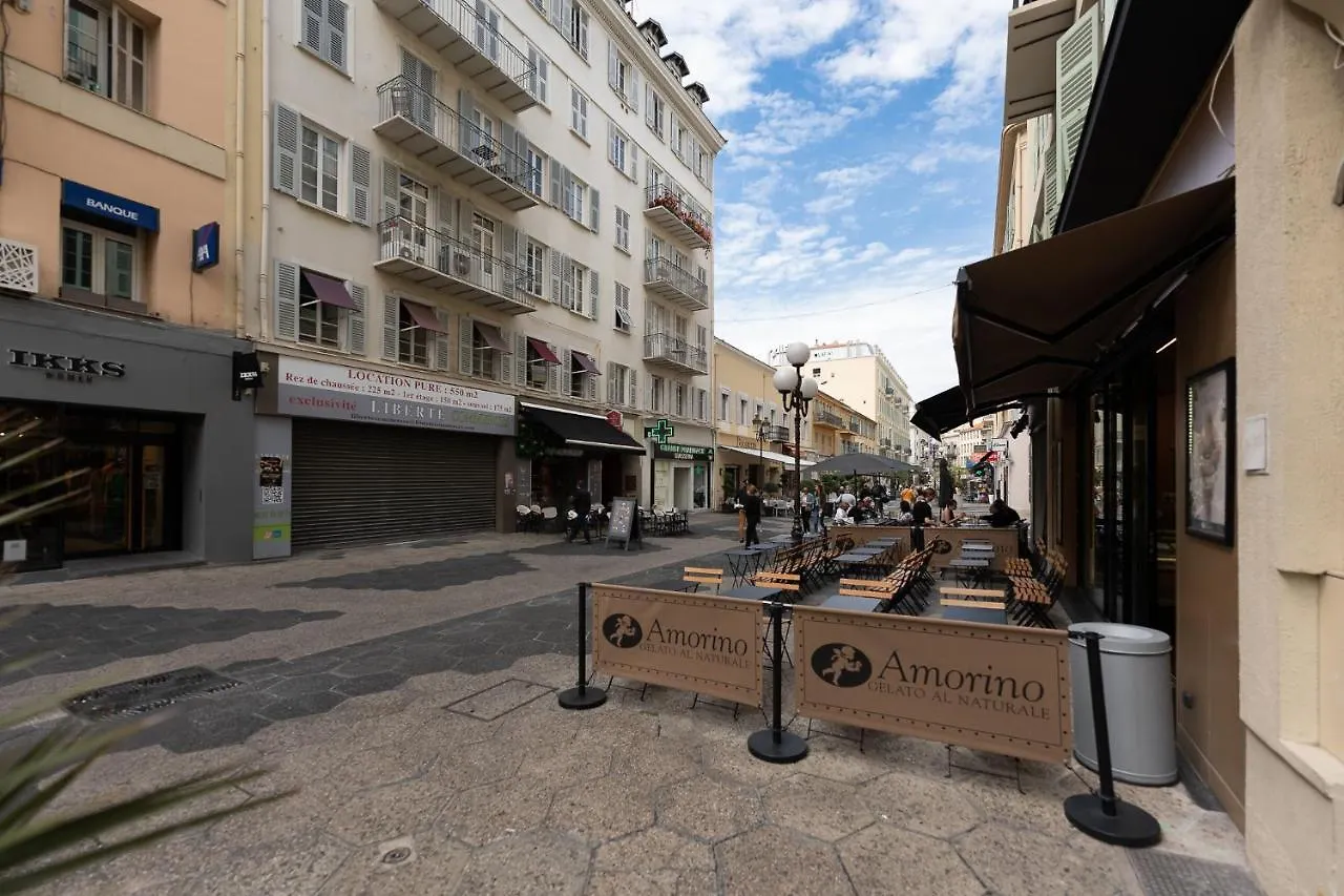 Azur Apartment On Massena Street Nice
