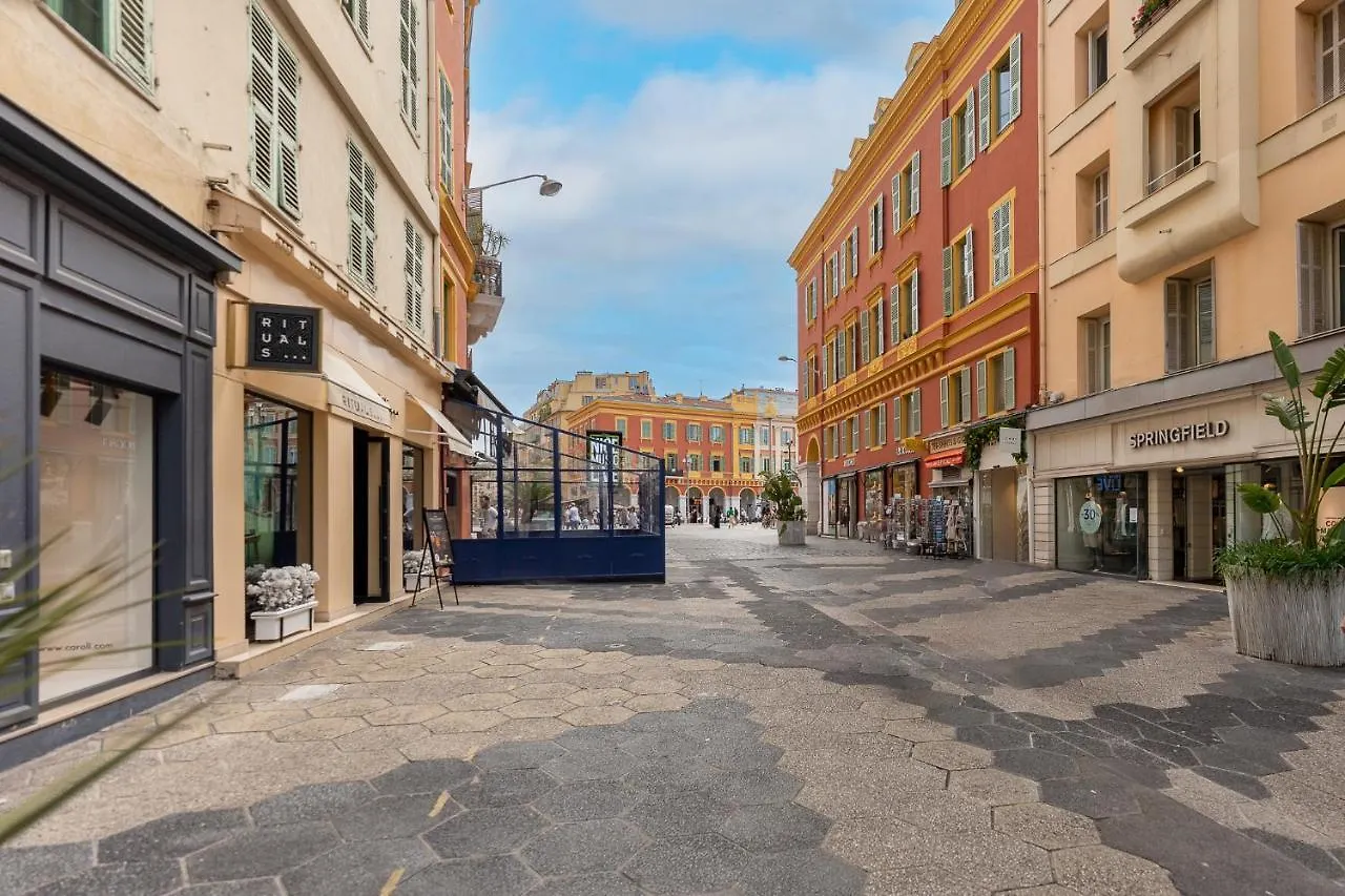 Azur Apartment On Massena Street Nice